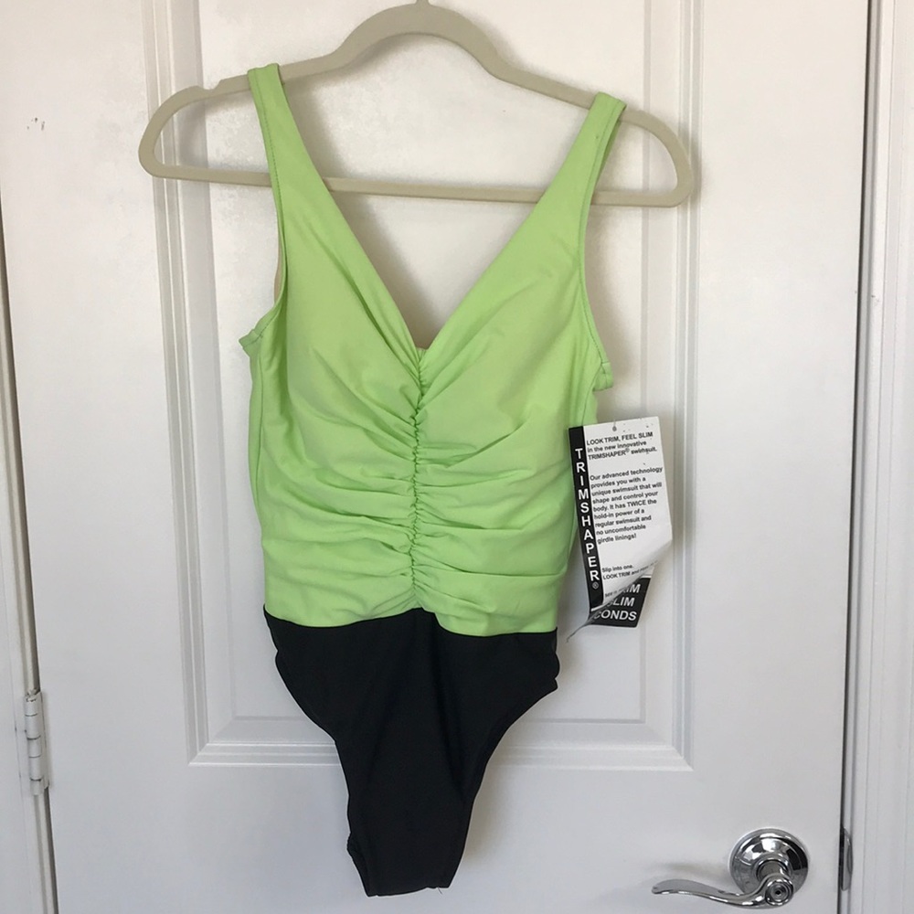 Trimshape Kiwi Black One Piece Swimsuit Size 12